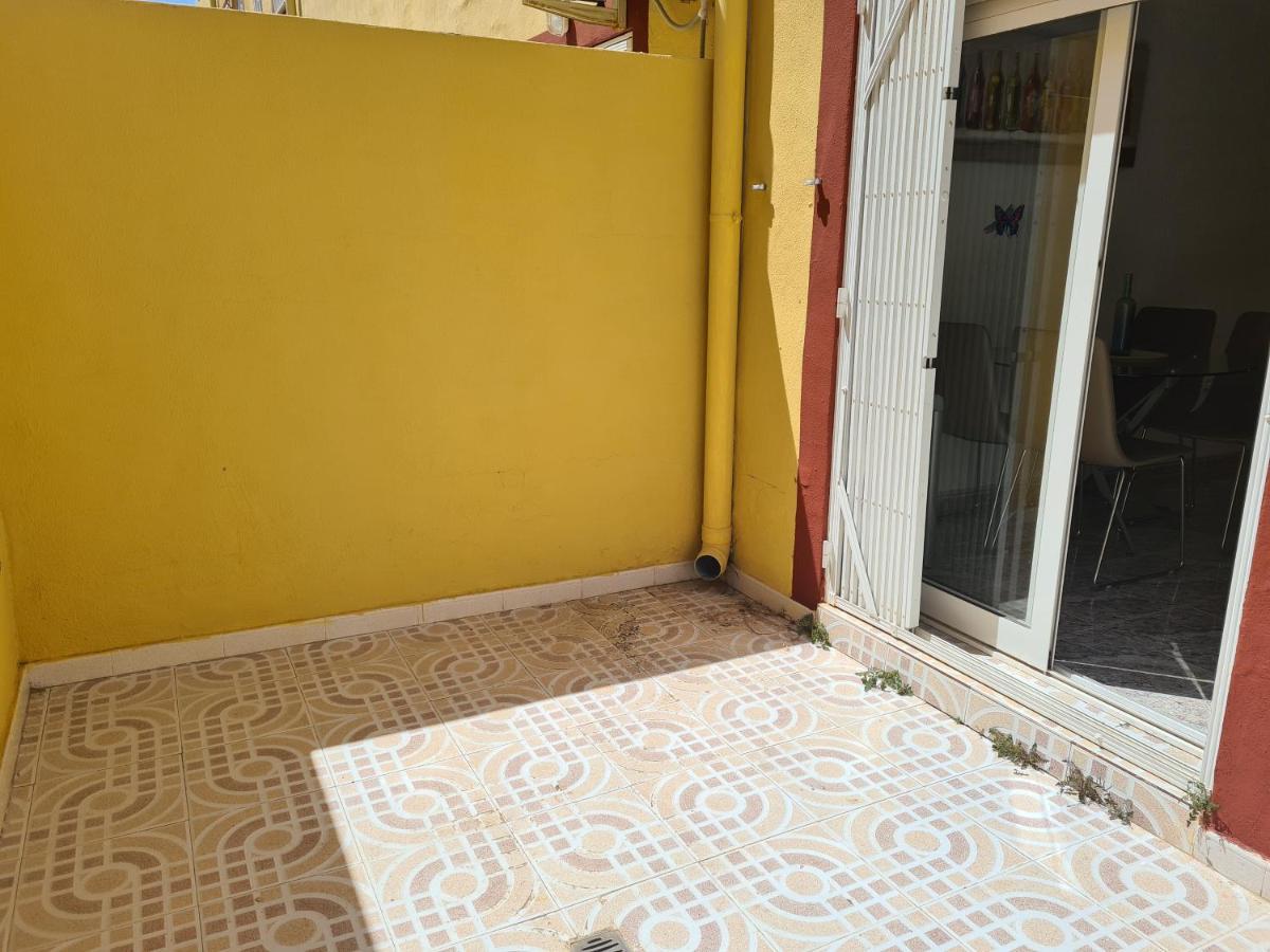 2 Bedroom Property In Closed Urbanisation Torrevieja Exterior foto